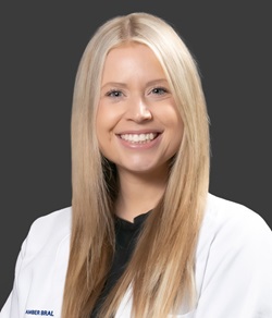 Photo of Amber Bradley, NP