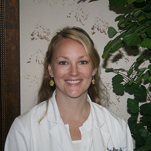 Photo of Angela Miller, NP