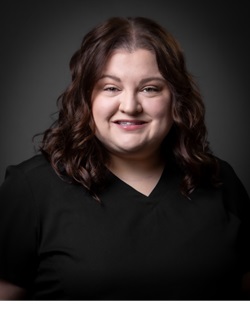 Photo of Lori Holladay, NP